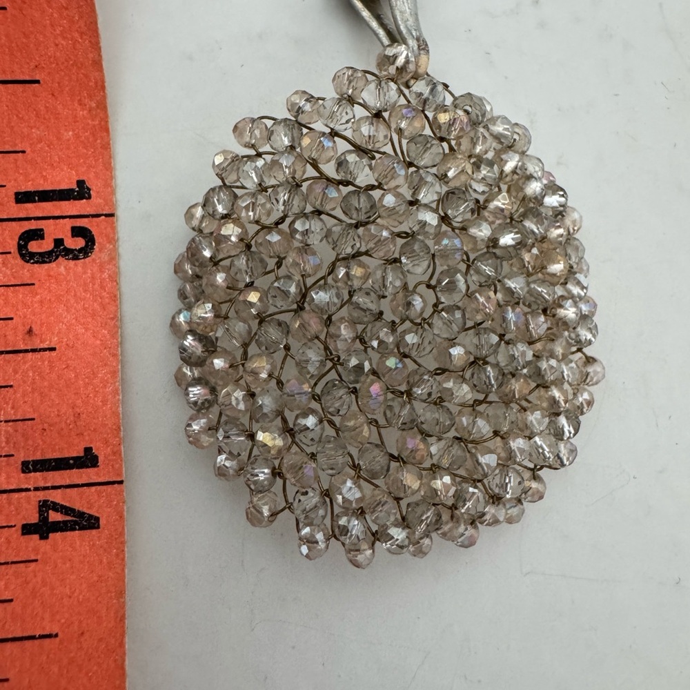Elegant Gold Crystal Pendant Necklace